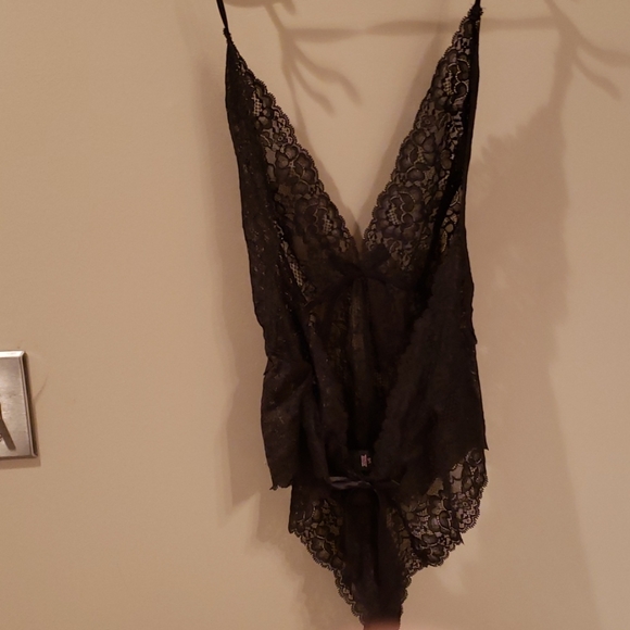 Longerai Victoria Secret - Picture 3 of 5